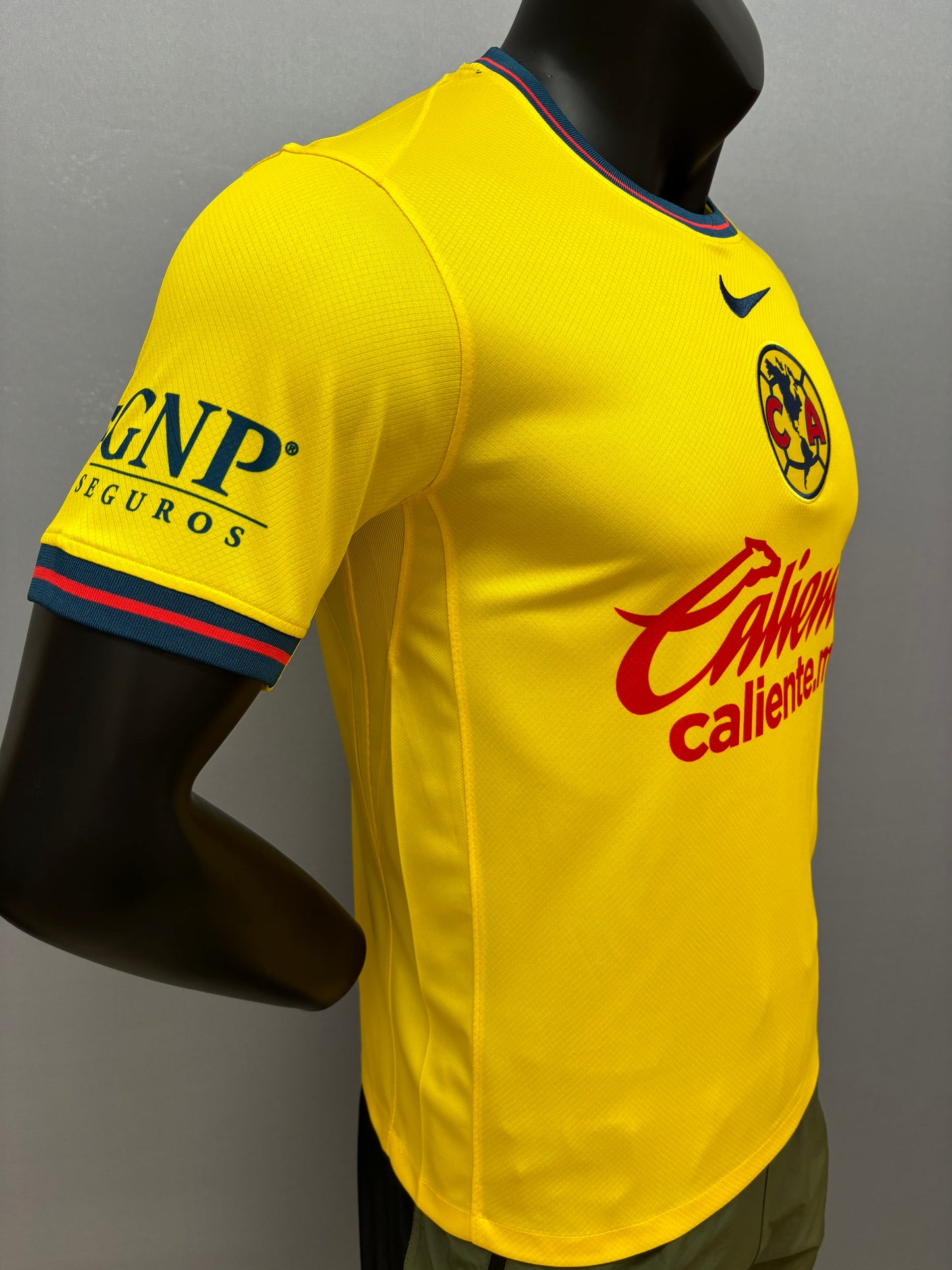 2024 /25 Club America men's jersey with customizable name and number, Club America home away third jersey 10-15 days to destination.