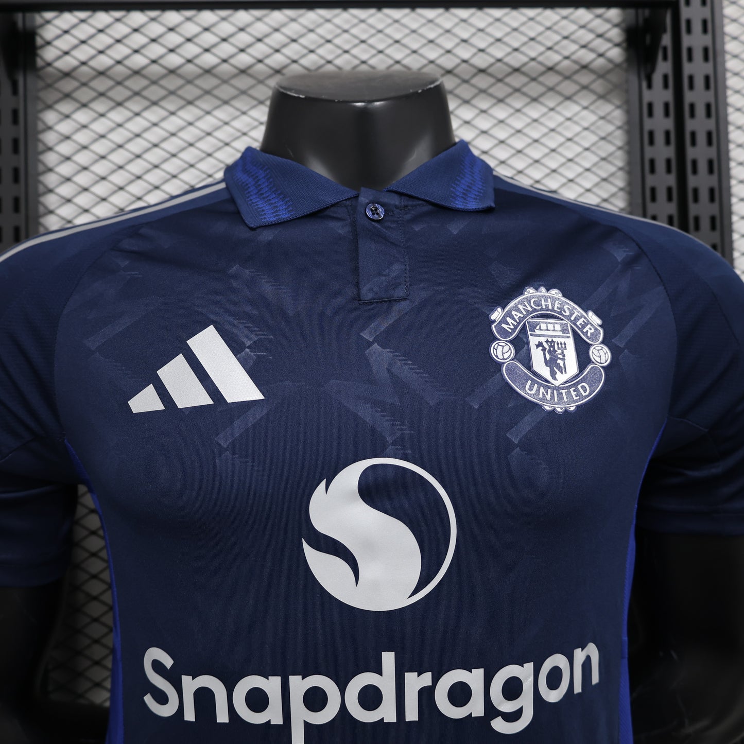 2024/25 Manchester United Away Shirt for Men, Manchester United Jerseys Name and Number customizable, 10-20 Days to Delivery in Your Address