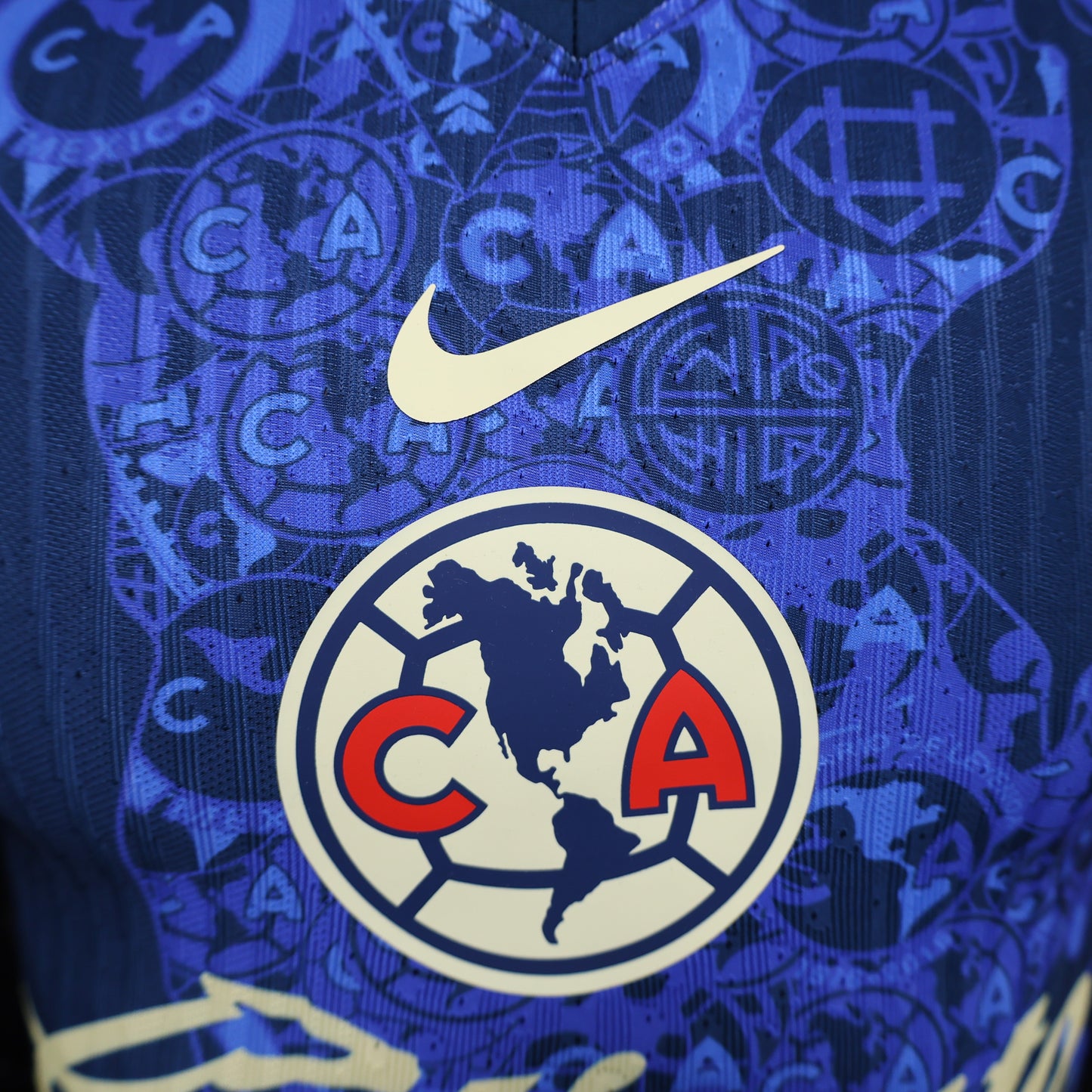 2024/25 Club América Away Blue Shirt for Men, Club América Jerseys Name and Number customizable, 10-20 Days to Delivery in Your Address